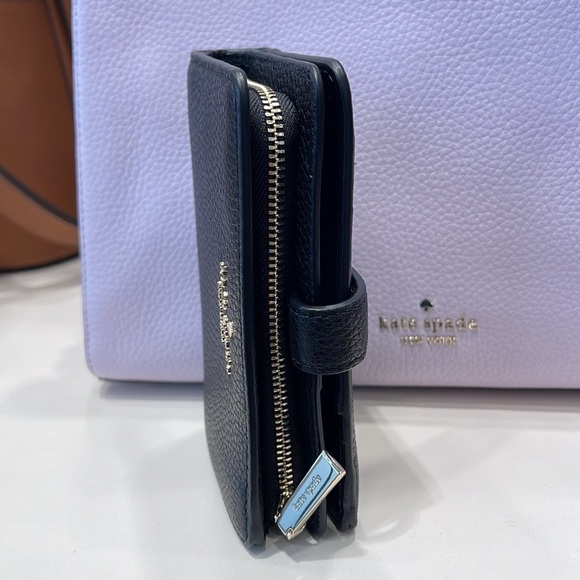 Kate Spade Leila Medium Compact Bifold Wallet
Black 
NWT - Picture 3 of 16